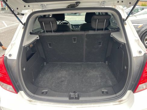 Used 2020 Chevrolet Trax LS w/ Tint and Cruise Package FWD image 19