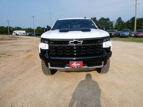 New 2026 Chevrolet Silverado 1500 ZR2 w/ Dark Appearance Package AWD/4WD image 9