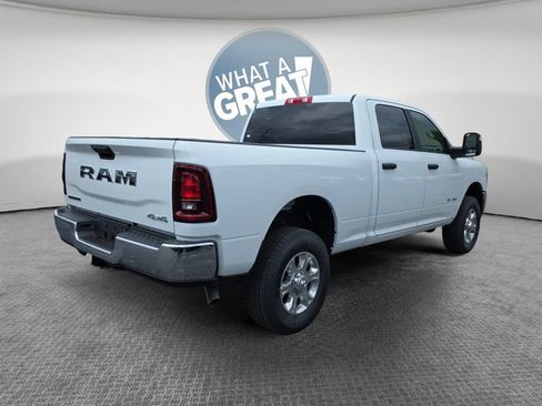 New 2026 RAM 2500 Big Horn AWD/4WD image 3