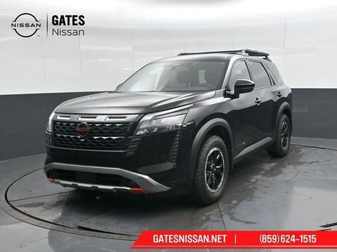 New 2026 Nissan Pathfinder Rock Creek image 6