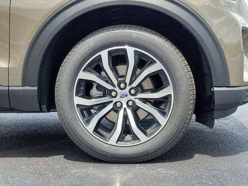 New 2026 Ford Explorer ST-Line AWD/4WD image 9