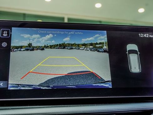 Used 2024 Hyundai Santa Fe SEL FWD image 29