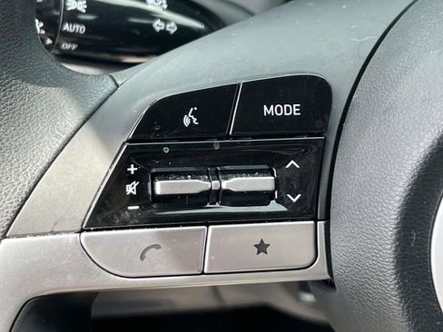 Certified 2023 Hyundai Tucson SE AWD/4WD image 21