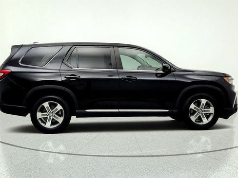 Used 2023 Honda Pilot EX-L image 4