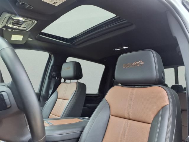 Used 2025 Chevrolet Silverado 3500 High Country w/ High Country Premium Package AWD/4WD image 17