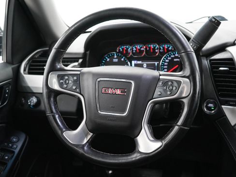 Used 2019 GMC Yukon XL SLT AWD/4WD image 19