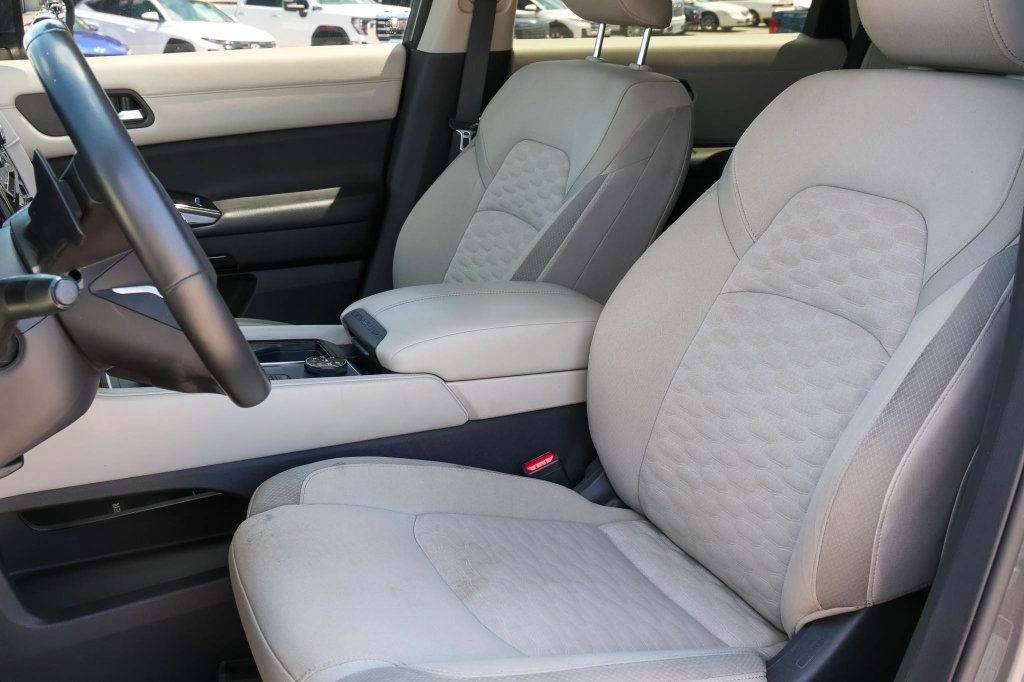 Used 2022 Nissan Pathfinder SV AWD/4WD image 11