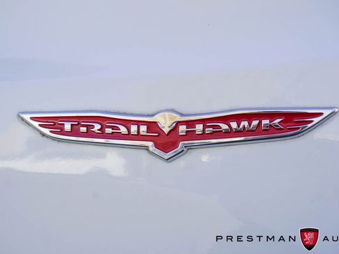 Used 2020 Jeep Renegade Trailhawk w/ Cold Weather Group image 17
