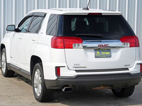 Used 2017 GMC Terrain SLE image 43