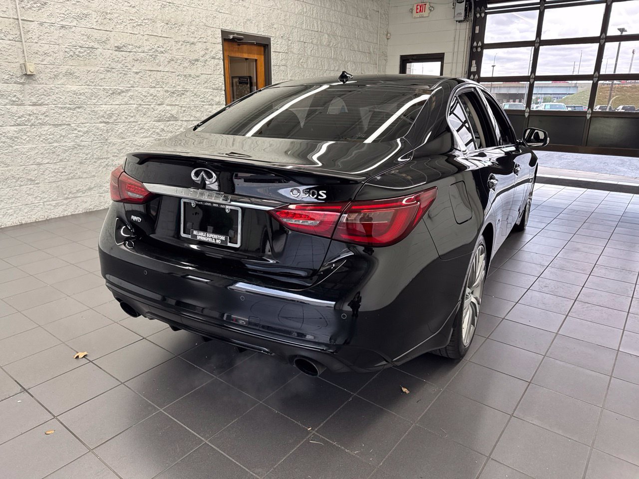 Used 2018 INFINITI Q50 Sport w/ Sensory Package (Sport) AWD/4WD image 7