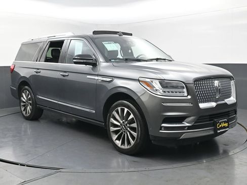 Used 2021 Lincoln Navigator L Reserve AWD/4WD image 3