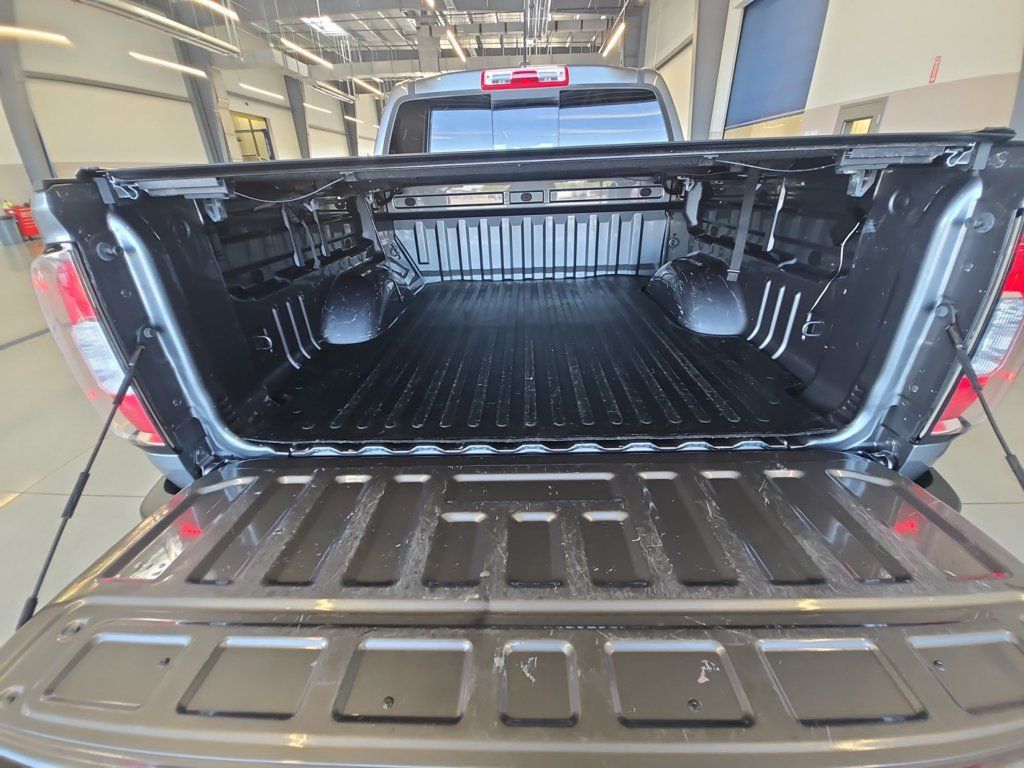 Used 2018 GMC Canyon SLT w/ Driver Alert Package AWD/4WD image 23