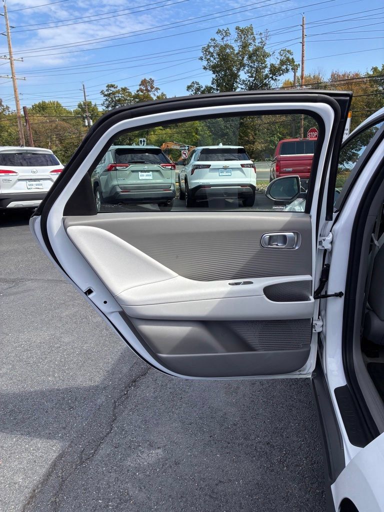 Certified 2024 Hyundai Ioniq 6 SEL AWD/4WD image 25