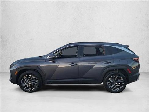 Used 2025 Hyundai Tucson Limited AWD/4WD image 8