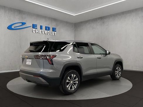 New 2027 Chevrolet Equinox LT w/ Convenience Package II AWD/4WD image 8