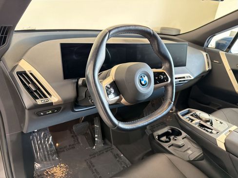 Certified 2024 BMW iX xDrive50 w/ Premium Package AWD/4WD image 4