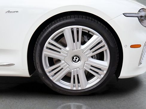 New 2026 Bentley Continental GTC AWD/4WD image 6