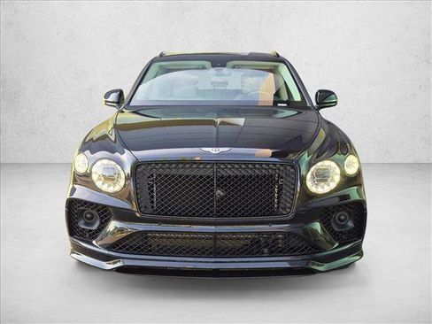 Used 2023 Bentley Bentayga AWD/4WD image 2