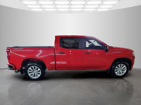 Used 2019 Chevrolet Silverado 1500 Custom w/ Custom Convenience Package AWD/4WD image 6