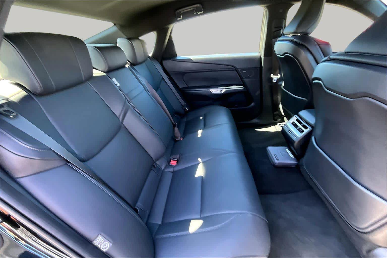 Used 2026 Lexus ES 350h w/ Accessory Package (K3) FWD image 20