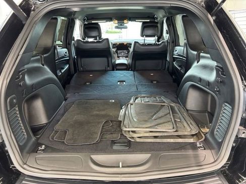 Used 2021 Jeep Grand Cherokee Laredo X AWD/4WD image 26