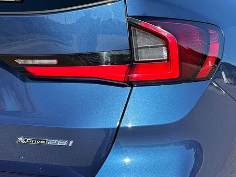 Used 2023 BMW X1 xDrive28i w/ Premium Package image 34