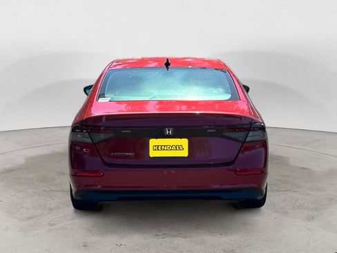 New 2025 Honda Accord SE image 4