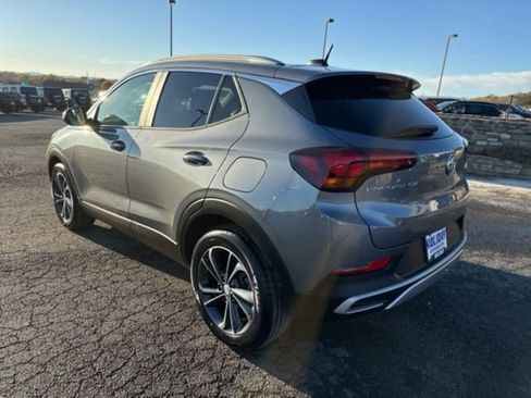 Used 2022 Buick Encore GX Select image 4