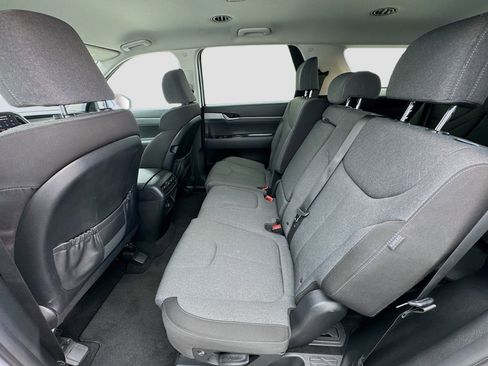 Used 2023 Hyundai Palisade SE FWD image 15