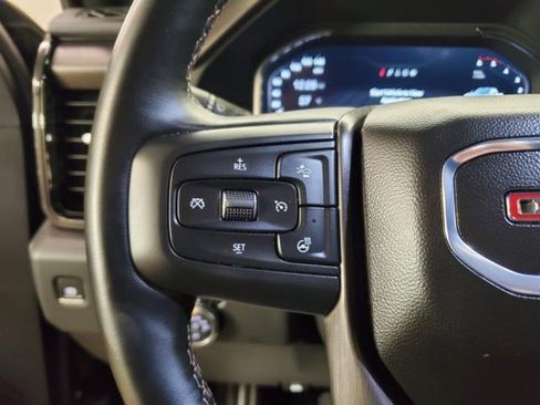Used 2025 GMC Sierra 2500 AT4 image 21