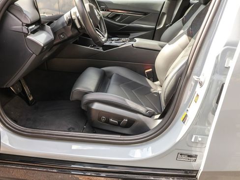 Used 2024 BMW i5 eDrive40i w/ M Sport Package image 31