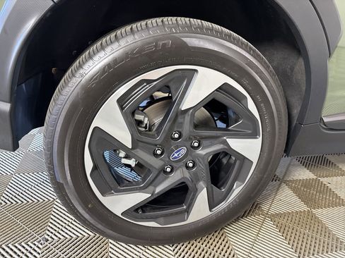 Used 2024 Subaru Crosstrek 2.5i Limited image 30