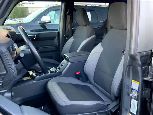 Used 2025 Ford Bronco Big Bend AWD/4WD image 8