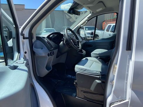 Used 2017 Ford Transit 150 130 Low Roof RWD image 15
