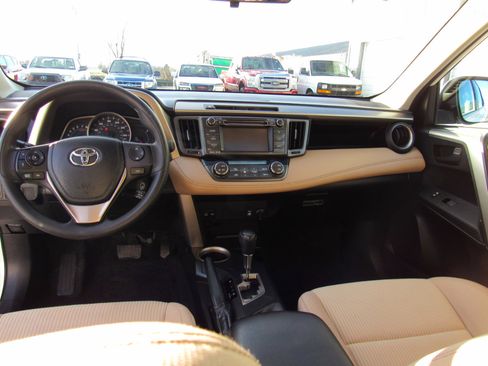 Used 2013 Toyota RAV4 XLE image 15