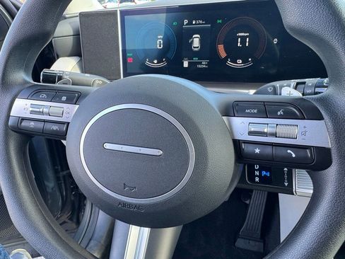 Used 2025 Hyundai Tucson Blue image 32