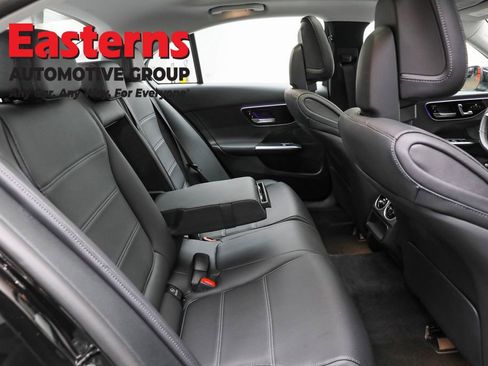 Used 2023 Mercedes-Benz C 300 4MATIC Sedan image 22