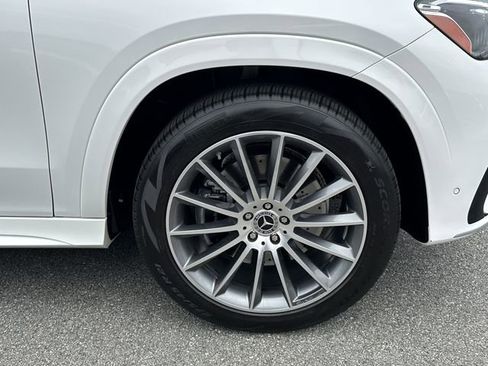 Used 2024 Mercedes-Benz GLE 350 4MATIC w/ AMG Line Exterior image 13