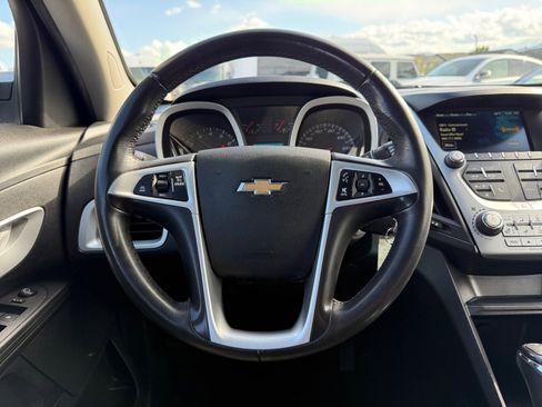 Used 2017 Chevrolet Equinox LT w/ Convenience Package AWD/4WD image 9