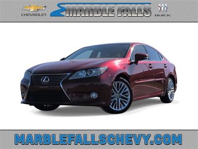 Used 2013 Lexus ES 350 w/ Luxury Pkg