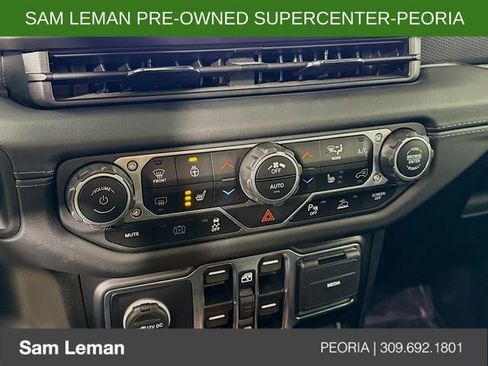 Used 2024 Jeep Wrangler Unlimited Rubicon 4xe image 16