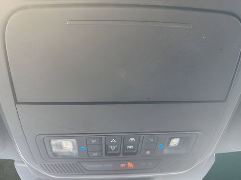 Used 2022 Ford Explorer ST w/ Equipment Group 401A AWD/4WD image 33