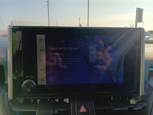 Used 2024 Toyota RAV4 LE image 18