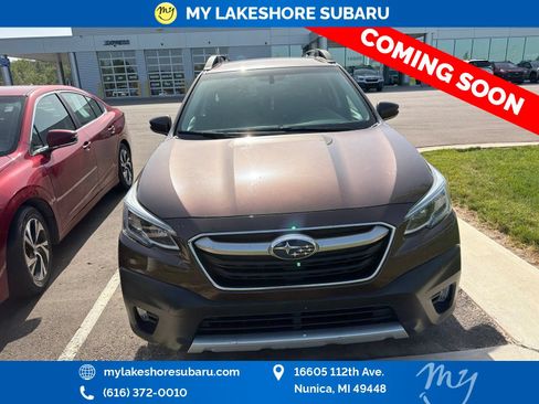 Used 2020 Subaru Outback Limited AWD/4WD image 2