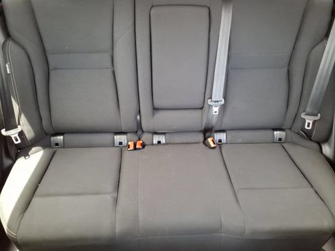 Used 2024 Nissan Rogue S FWD image 17