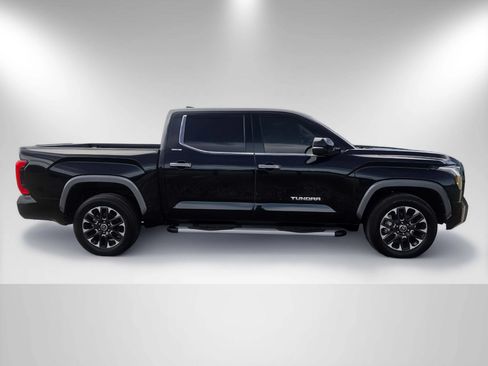 Used 2023 Toyota Tundra Limited w/ Power Package RWD image 4