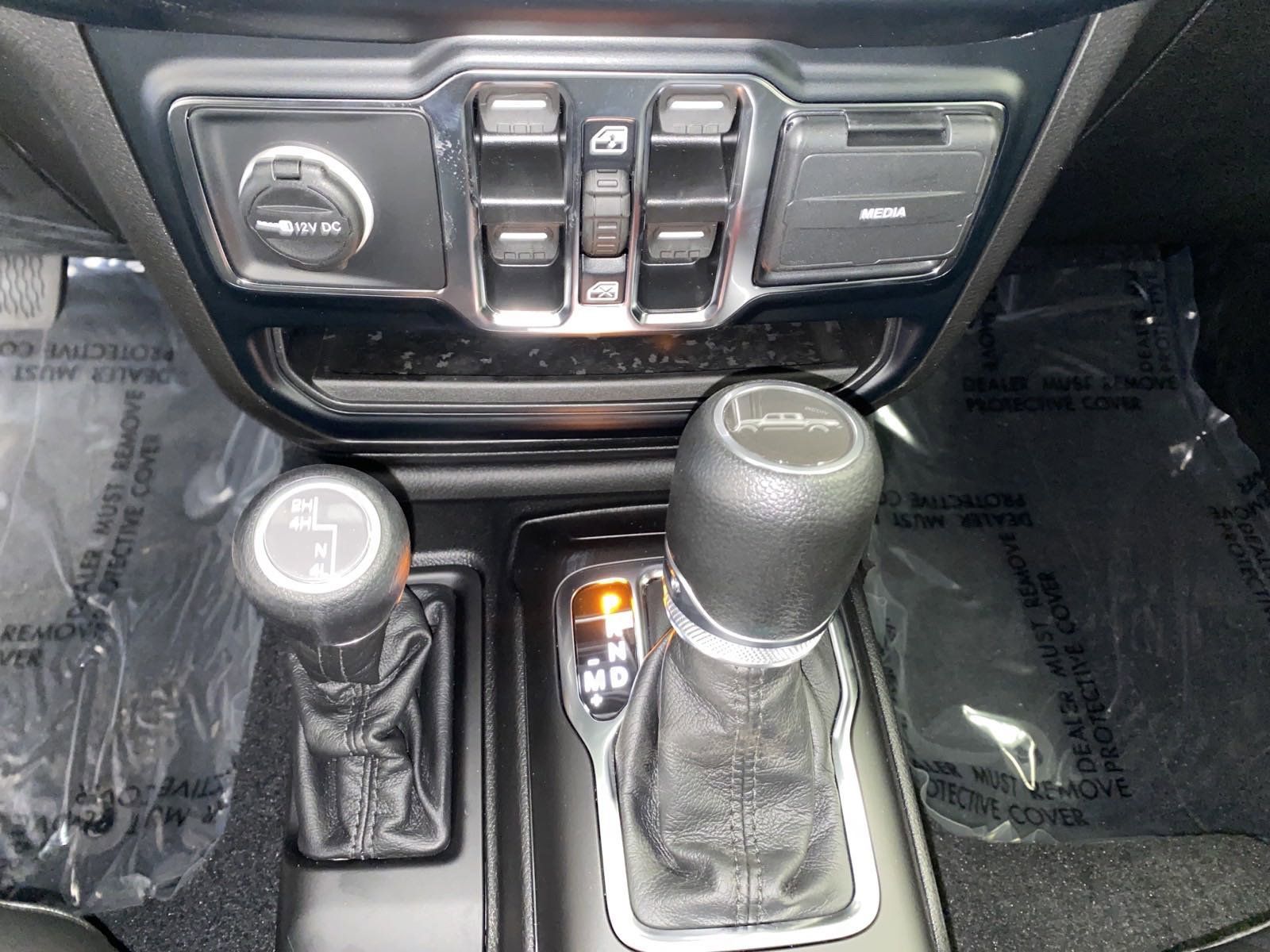 New 2023 Jeep Gladiator Mojave AWD/4WD image 20