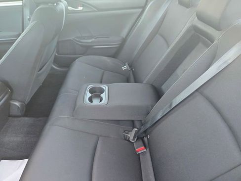 Used 2018 Honda Civic EX image 9