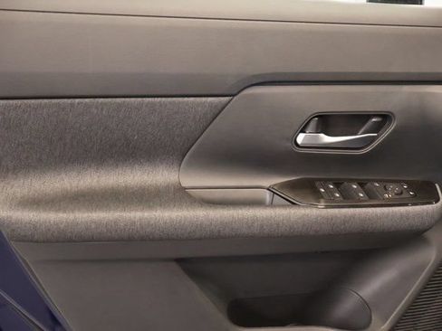 New 2026 Nissan Kicks SV w/ SV Premium Package FWD image 9