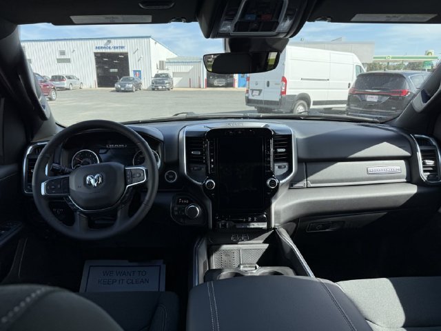 New 2026 RAM 1500 Big Horn AWD/4WD image 10